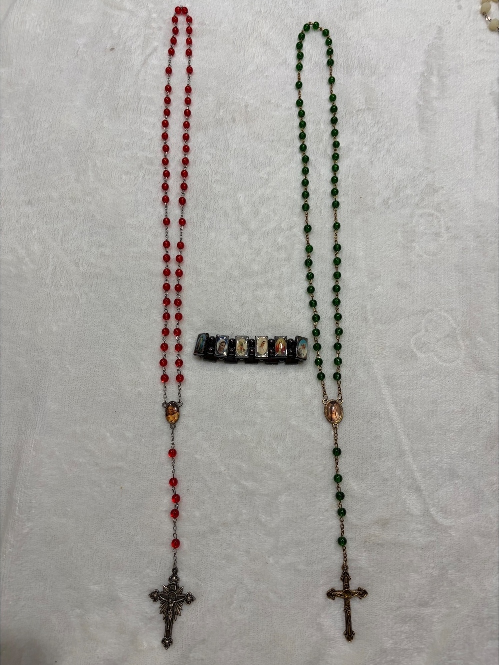 Set of two vintage rosaries red st Joseph green Mary and Saint stretch bracelet